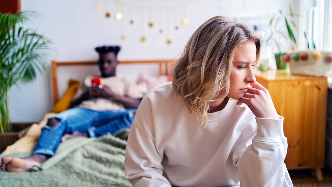 11 Poisonous Indicators There’s No Emotional Intimacy in Your Marriage